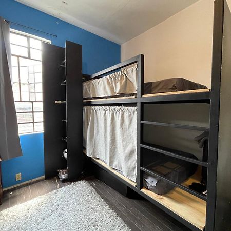 ホテル La Casa Del Mochilero メキシコシティ エクステリア 写真